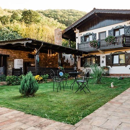 Casa Soseco Hotell Orşova Exteriör bild