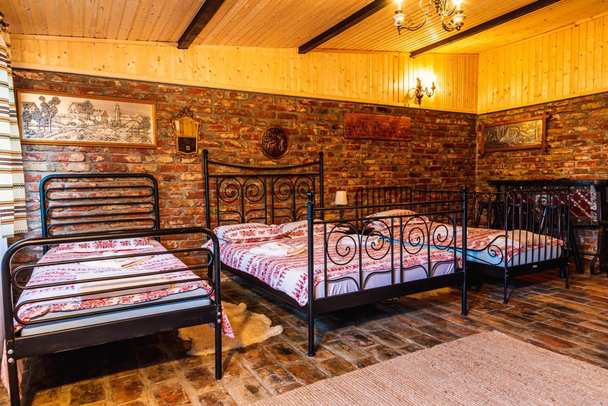 Casa Soseco Hotell Orşova Exteriör bild
