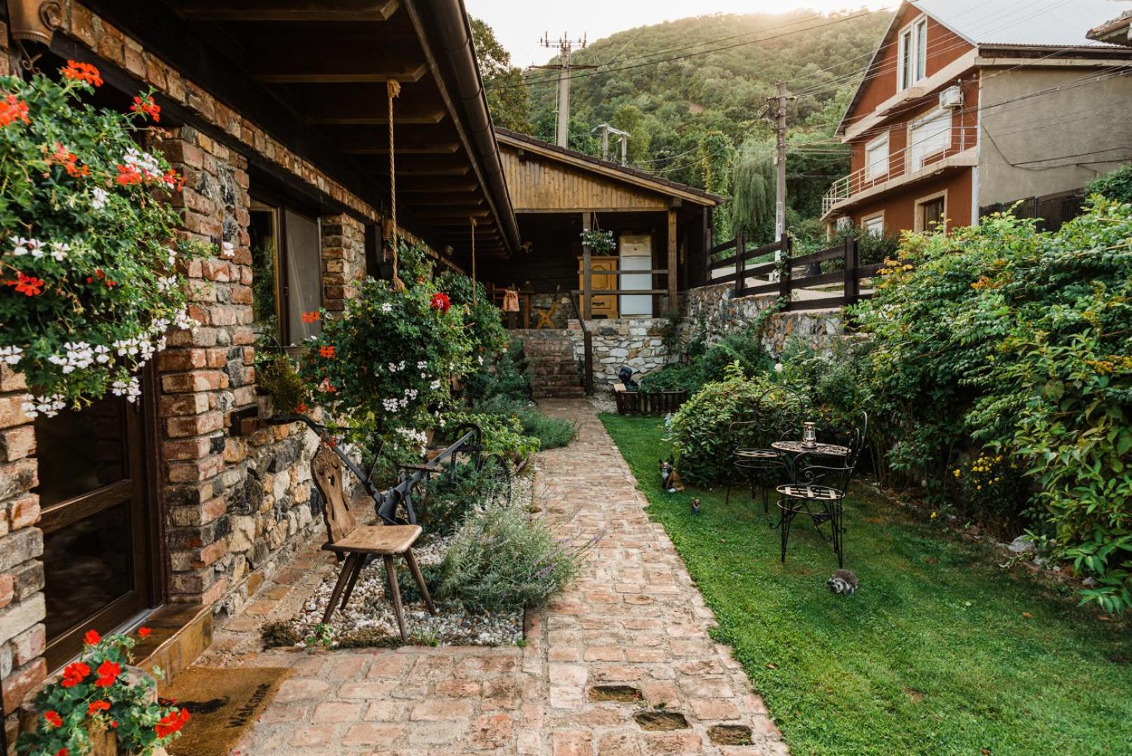 Casa Soseco Hotell Orşova Exteriör bild