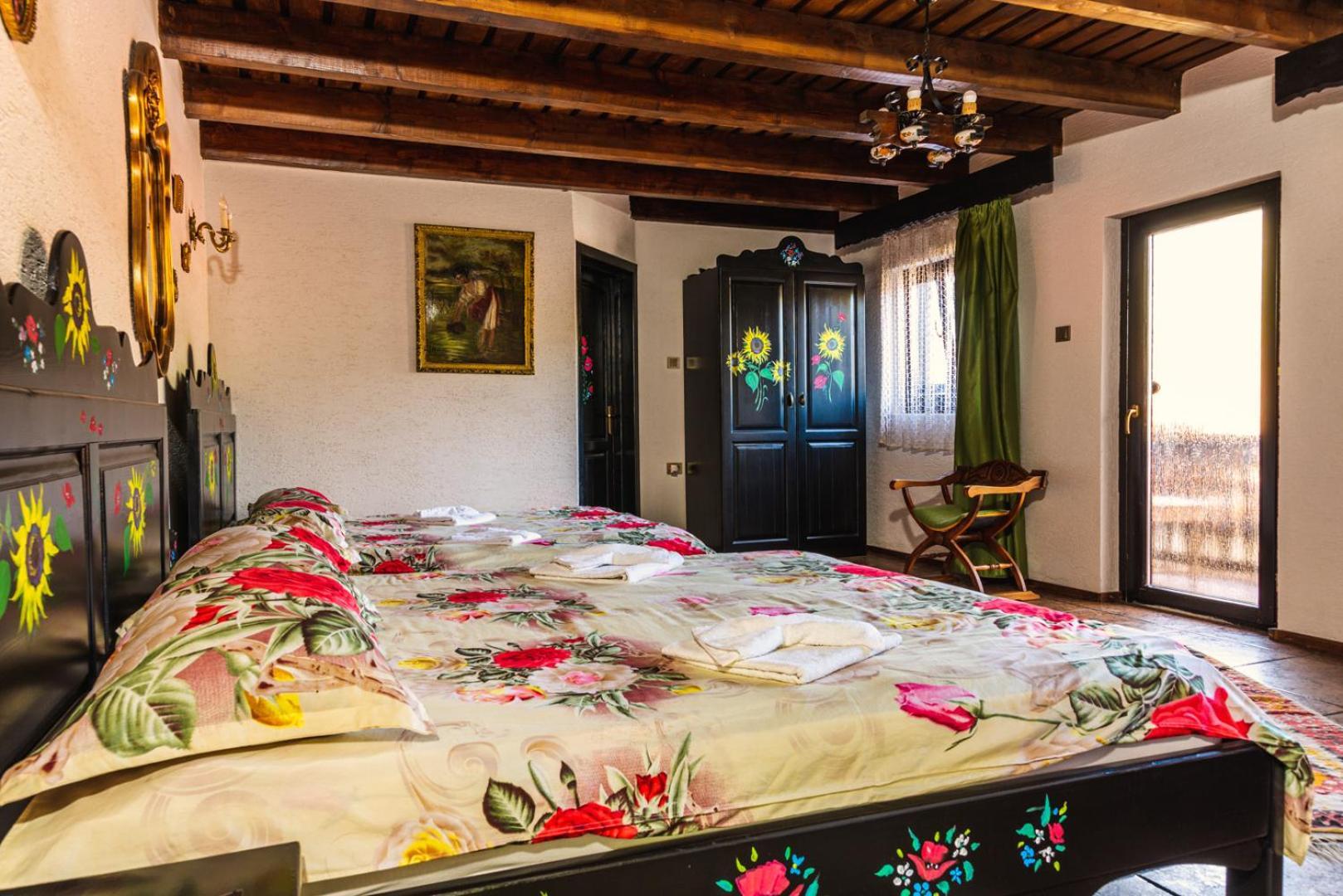 Casa Soseco Hotell Orşova Exteriör bild