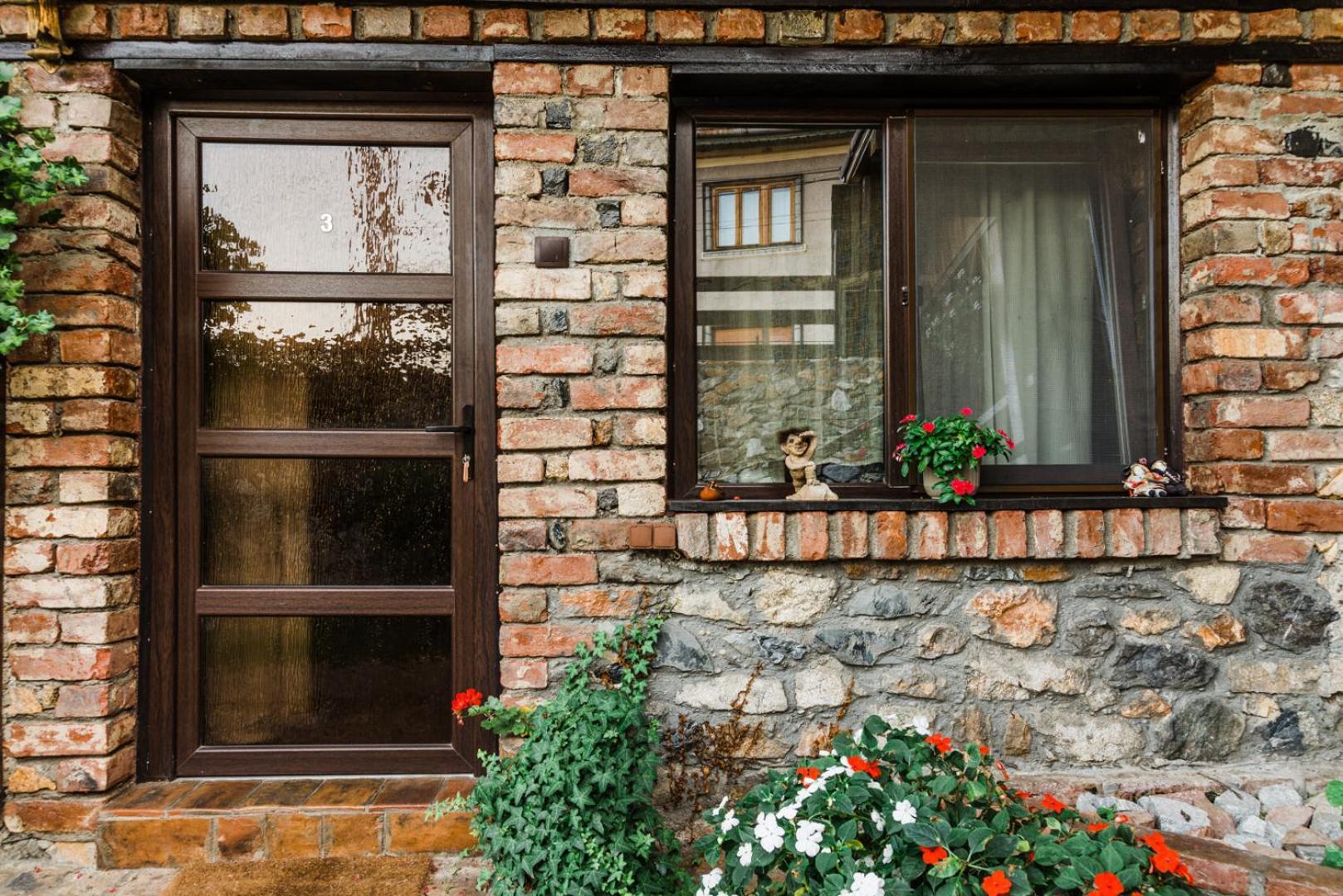 Casa Soseco Hotell Orşova Exteriör bild